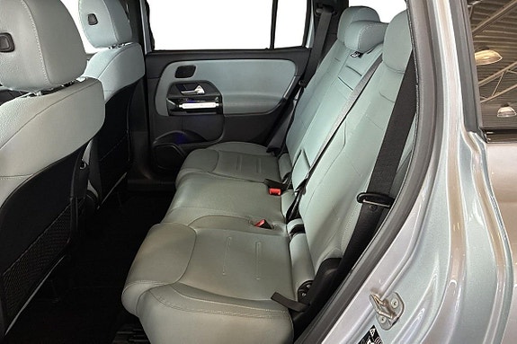 Mercedes-Benz GLB220 d 10 of 14