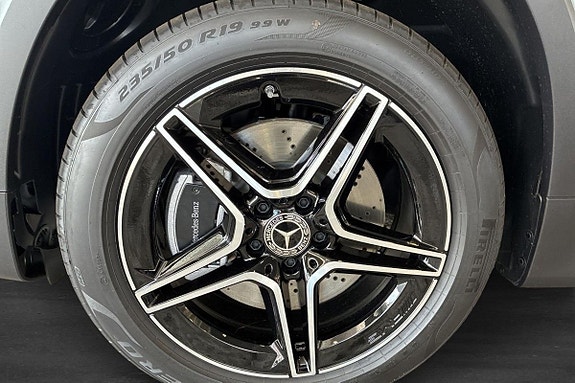 Mercedes-Benz GLB220 d 5 of 14