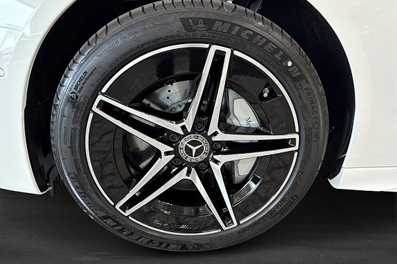 Mercedes-Benz C300 e 5 of 5