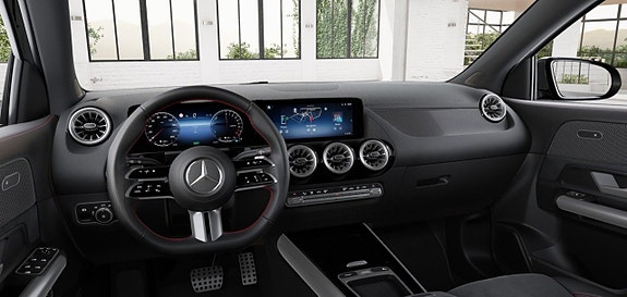 Mercedes-Benz GLA250 e 4 of 6