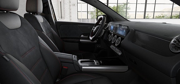 Mercedes-Benz GLA250 e 5 of 6