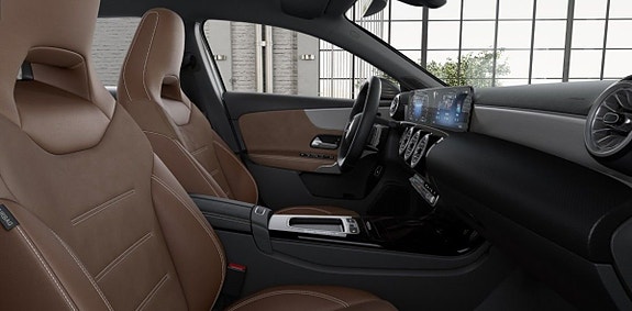 Mercedes-Benz A250 e 5 of 6