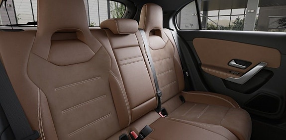 Mercedes-Benz A250 e 6 of 6