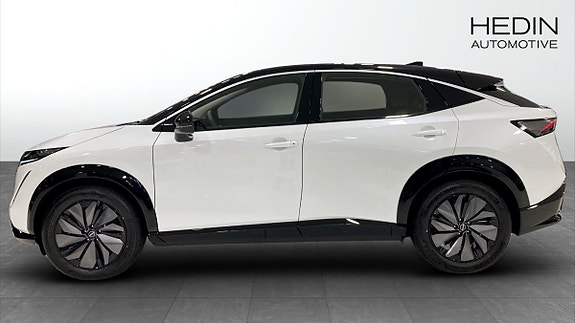 Nissan Ariya 6 of 16