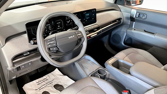 Kia EV3 3 of 5