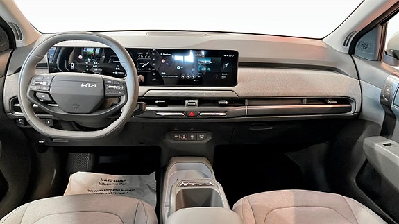 Kia EV3 4 of 5
