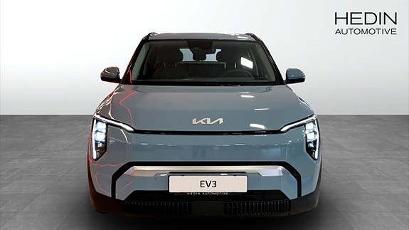 Kia EV3 8 of 12
