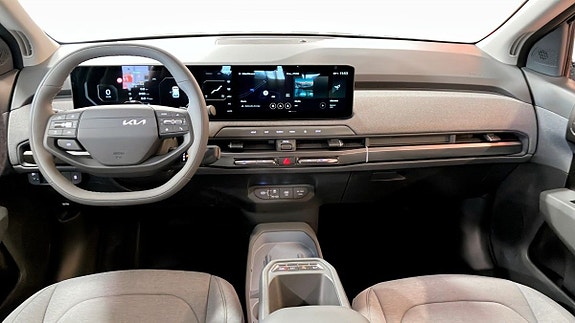 Kia EV3 4 of 5