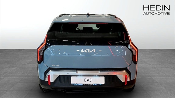 Kia EV3 7 of 12