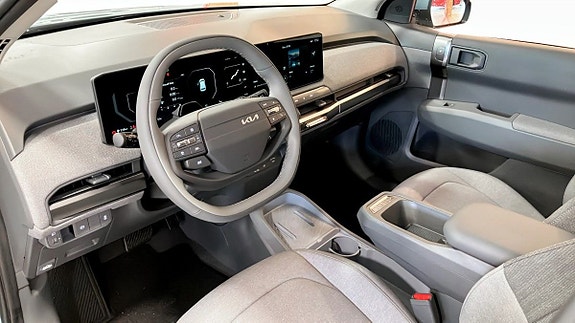 Kia EV3 3 of 5