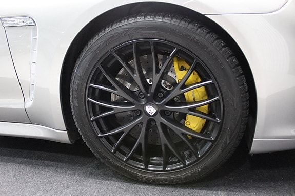 Porsche Panamera Turbo 22 of 22