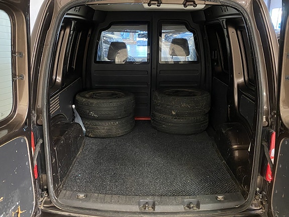 Volkswagen Caddy 10 of 12