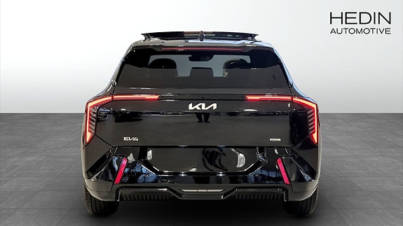 Kia EV4 5 of 12