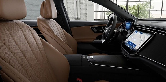 Mercedes-Benz E300 e 7 of 8