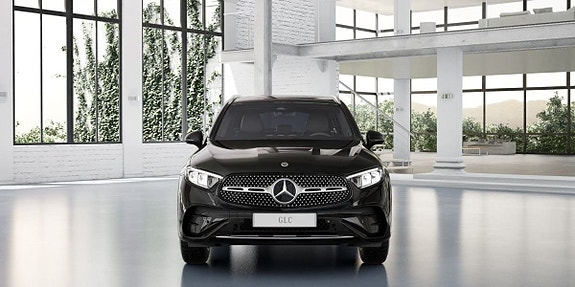 Mercedes-Benz GLC300 e 5 of 5