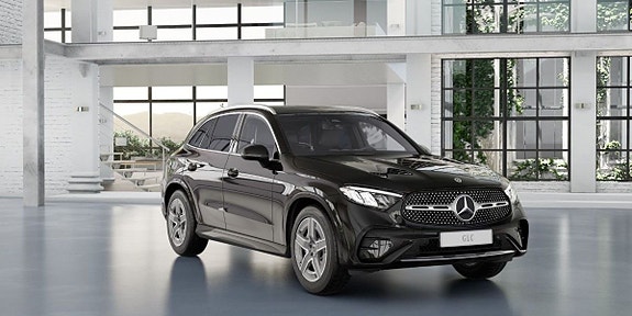 Mercedes-Benz GLC300 e 2 of 5