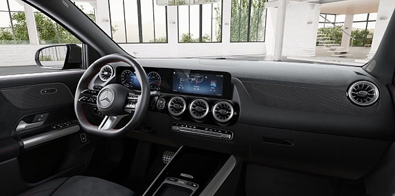 Mercedes-Benz GLA200 7 of 10