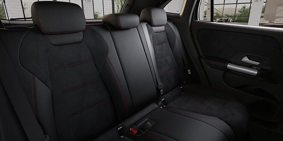 Mercedes-Benz GLA200 8 of 10