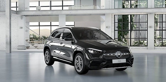 Mercedes-Benz GLA200 2 of 10