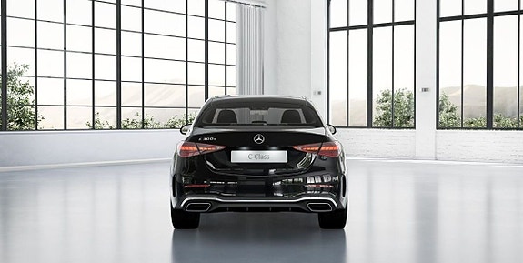 Mercedes-Benz C300 e 3 of 5