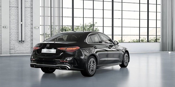 Mercedes-Benz C300 e 4 of 5