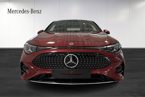 Mercedes-Benz CLA350 3 of 5