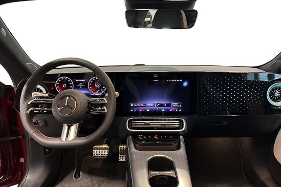 Mercedes-Benz CLA350 11 of 13