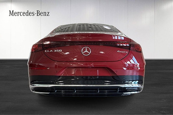 Mercedes-Benz CLA350 7 of 13