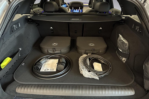Mercedes-Benz E300 e 12 of 13
