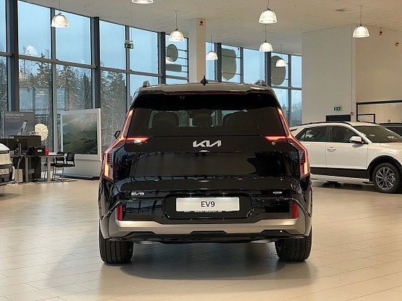 Kia EV9 5 of 5