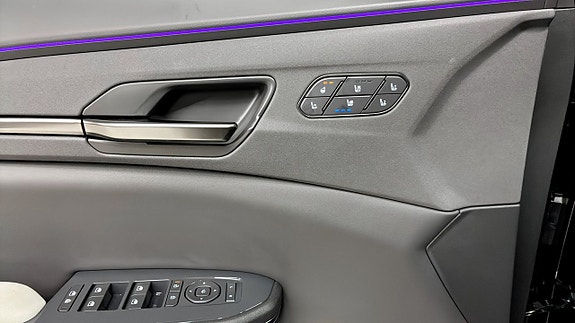Kia EV5 11 of 16