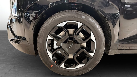 Kia EV5 16 of 16