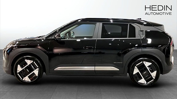 Kia EV3 6 of 9