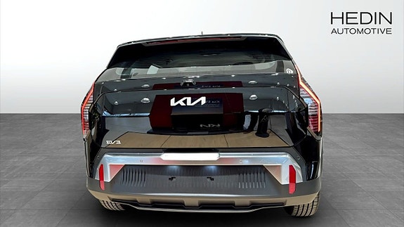 Kia EV3 7 of 13