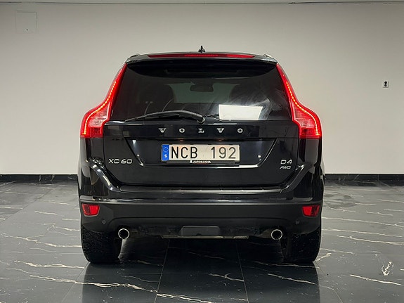 Volvo XC60 5 of 21