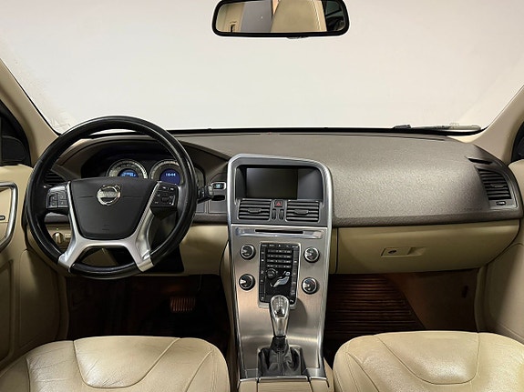 Volvo XC60 12 of 21
