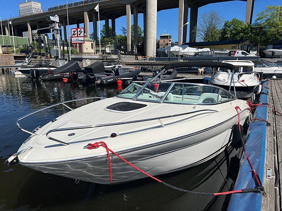 Sea Ray Sun Sport 220 | Redo för soliga dagar