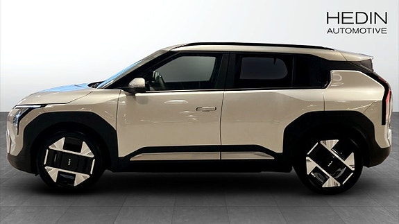 Kia EV3 11 of 24
