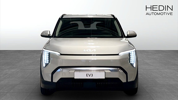 Kia EV3 16 of 24
