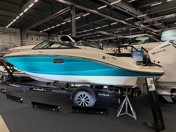 Sea Ray SPX 190 | Stor bowrider som rymmer många