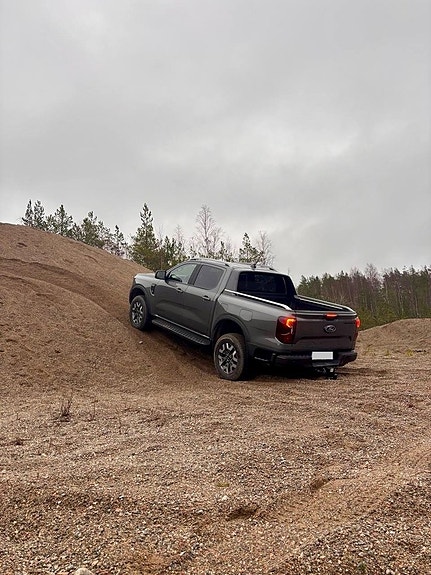 Ford Ranger 2 of 7