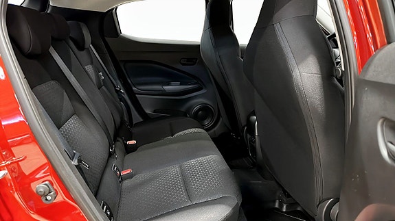 Nissan Juke 9 of 16