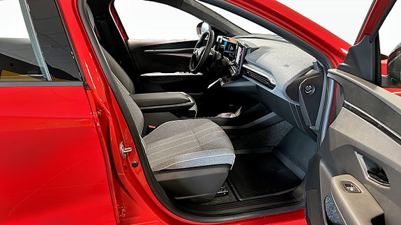 Renault Scenic E-Tech 3 of 11