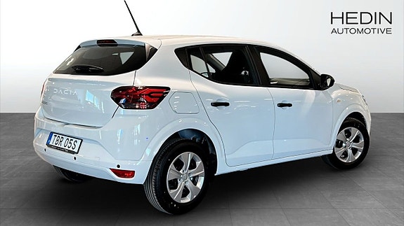 Dacia Sandero 2 of 5