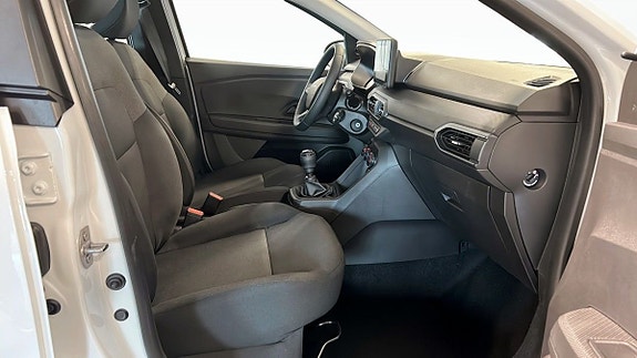 Dacia Sandero 3 of 5