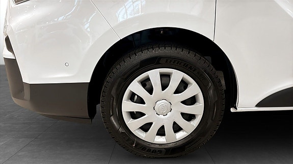 Nissan Primastar 9 of 23
