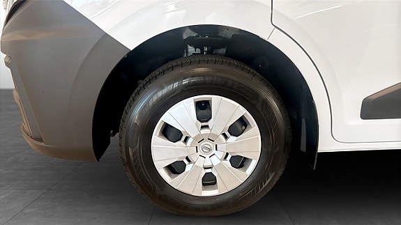 Nissan Interstar 9 of 22