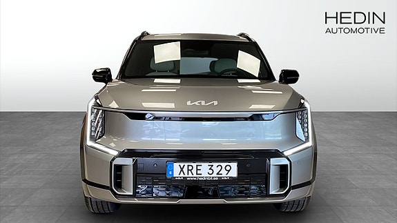 Kia EV9 8 of 13