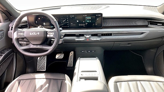 Kia EV9 4 of 5