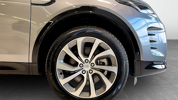Land Rover Discovery Sport 9 of 9